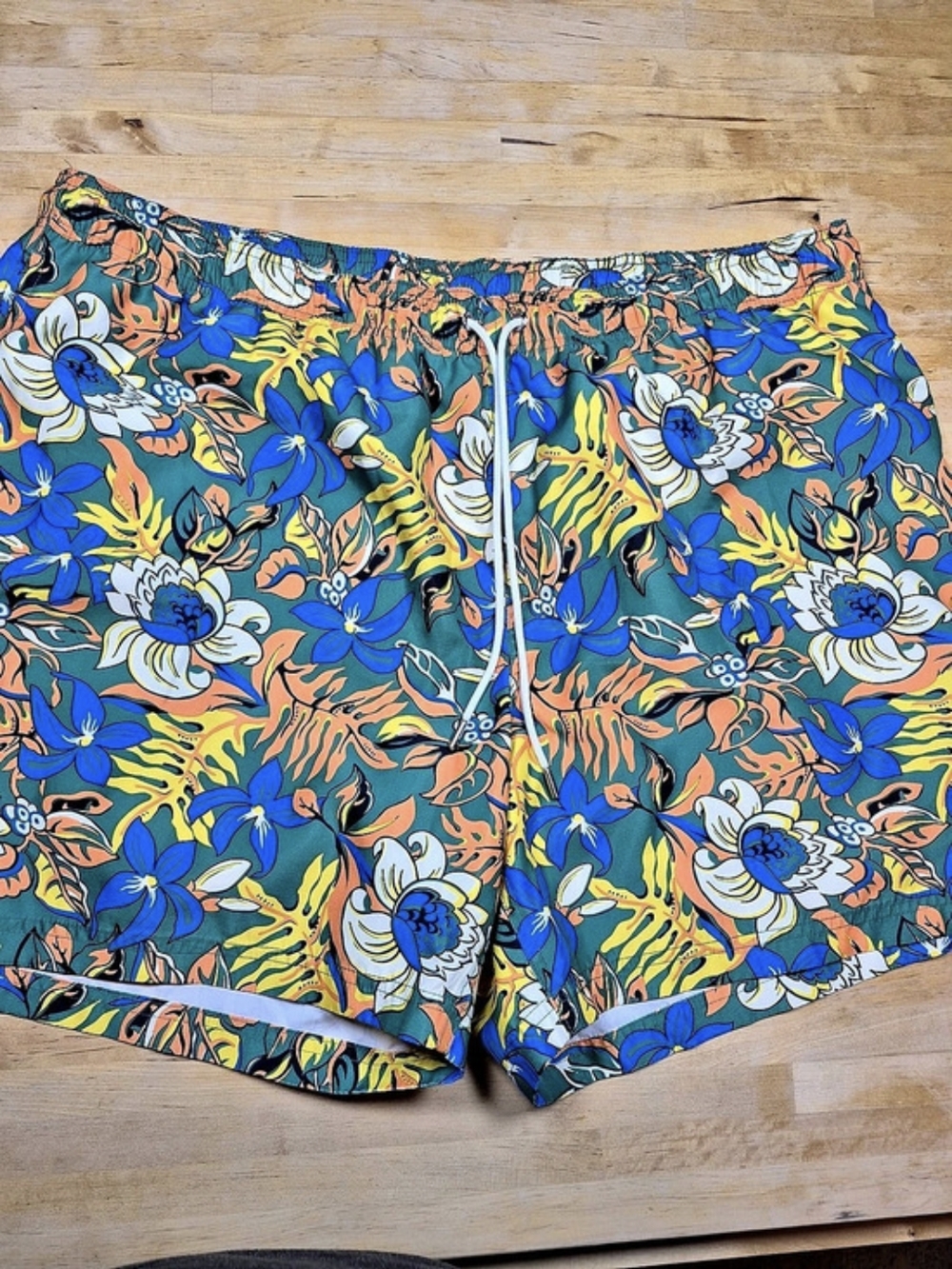 Lands' End Floral Swim Trunks in Green & Blue XXL